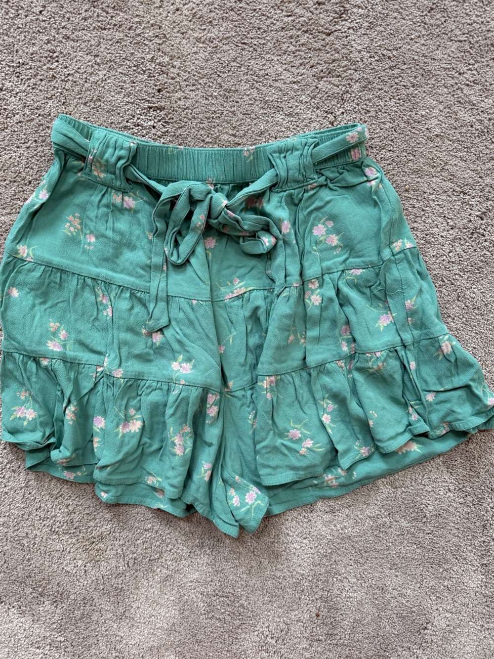 American Eagle Outfitters Women’s Mint Green Floral Mini Skort